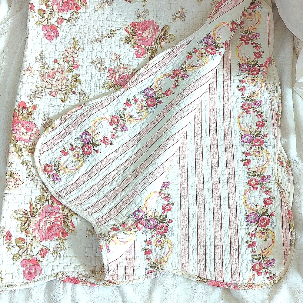 COTTON THROW/Coverlet FLORAL ROSES